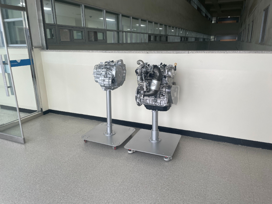 2024년 서정대학교, 사단법인 차량기술사회서 교육용 내연기관 알파, 세타 엔진 사진