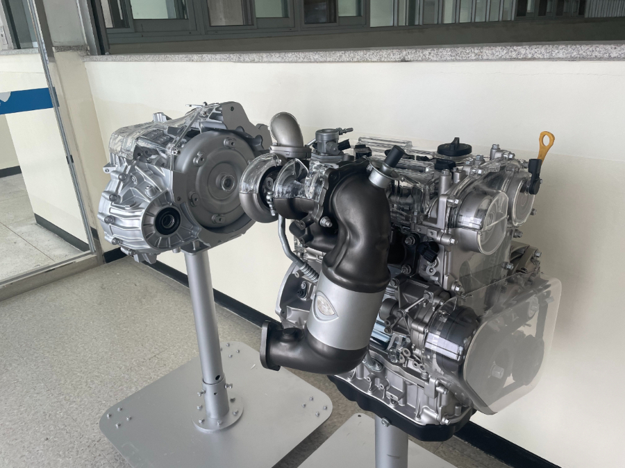 2024년 서정대학교, 사단법인 차량기술사회서 교육용 내연기관 알파, 세타 엔진 사진
