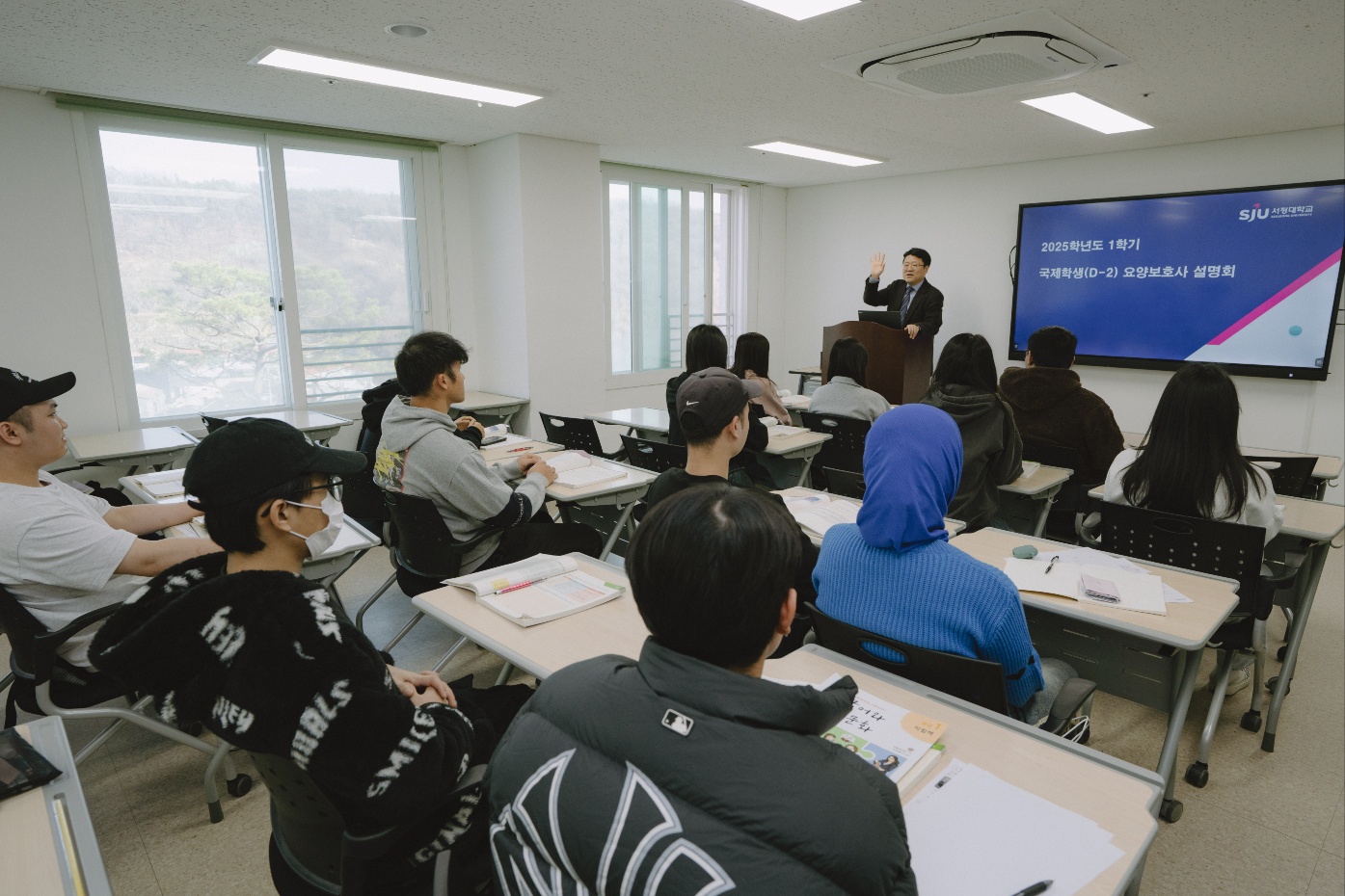2025년도 1학기 국제학생 요양보호사 설명회 사진